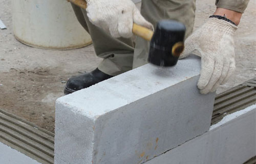 Aditt & Mintt Industries Pvt Ltd located in Hyderabad with brand name HI BUILD manufactures AAC Blocks, AAC Panels & Jointing Mortar